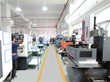 數控設備車（chē）間